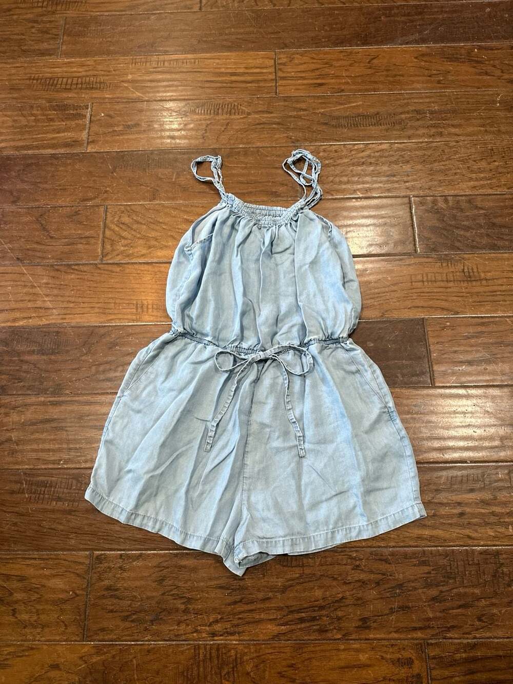 Forever 21 Light Wash Chambray Sleeveless Romper with‎ Tie Waist